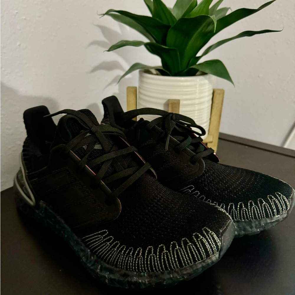 Adidas black - Picture 2 of 7